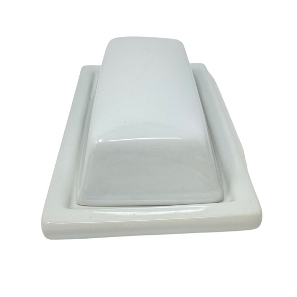 OGGI White Ceramic Butter Dish - Picture 3 of 7